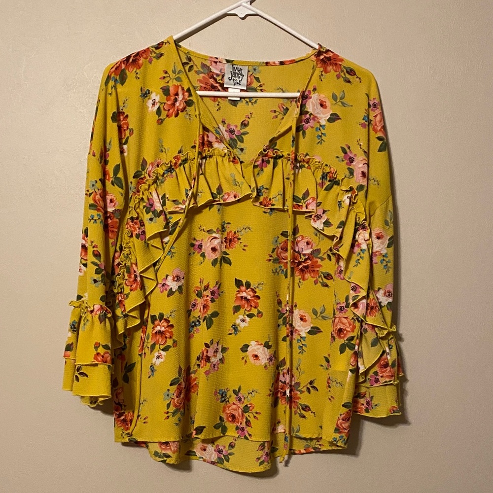 🌼Ivy Jane Floral Ruffle Yellow Blouse